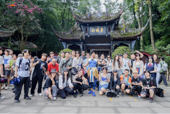 天府风采，世界故事《守望先锋》「无漾成都行」寻根中华文化